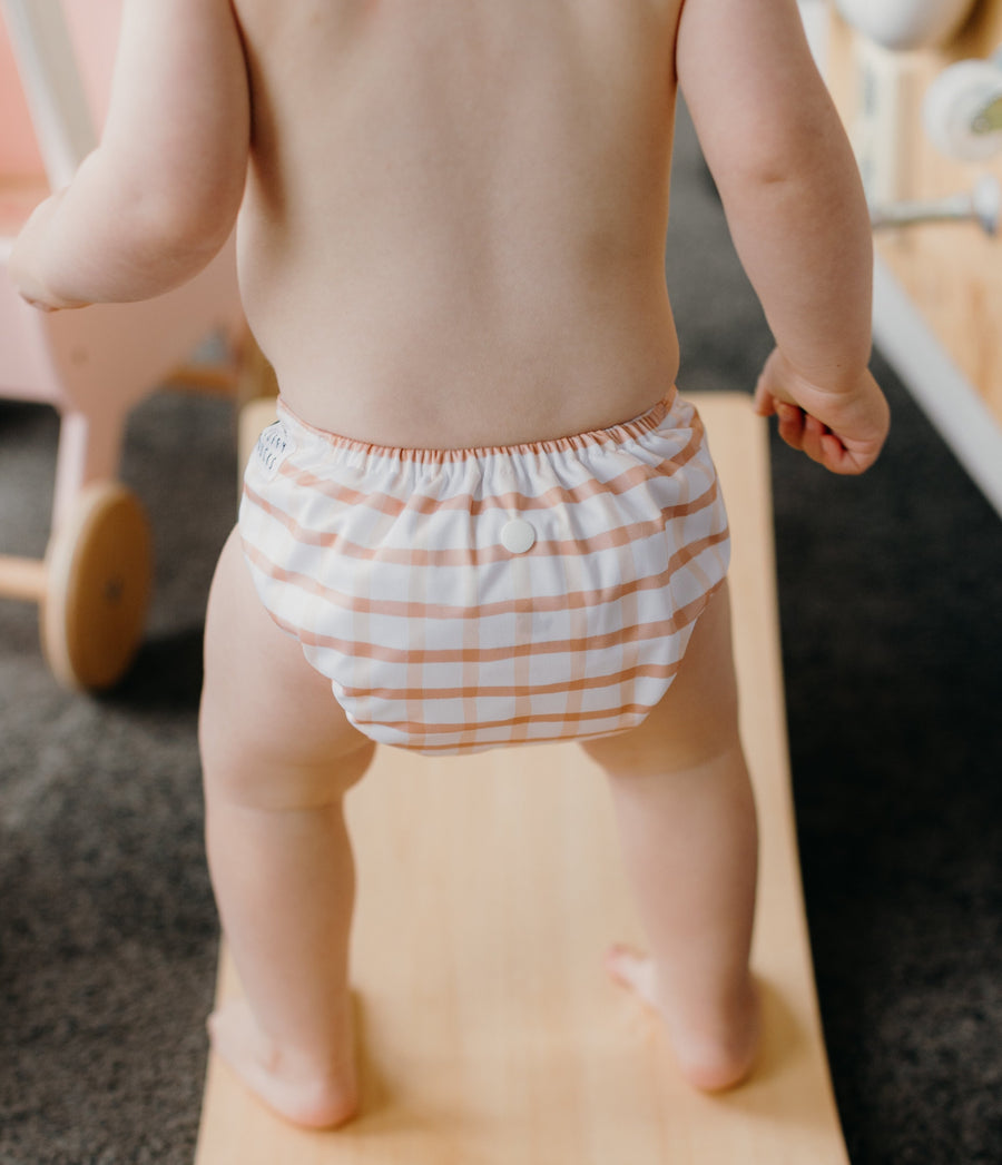 gingham nappy